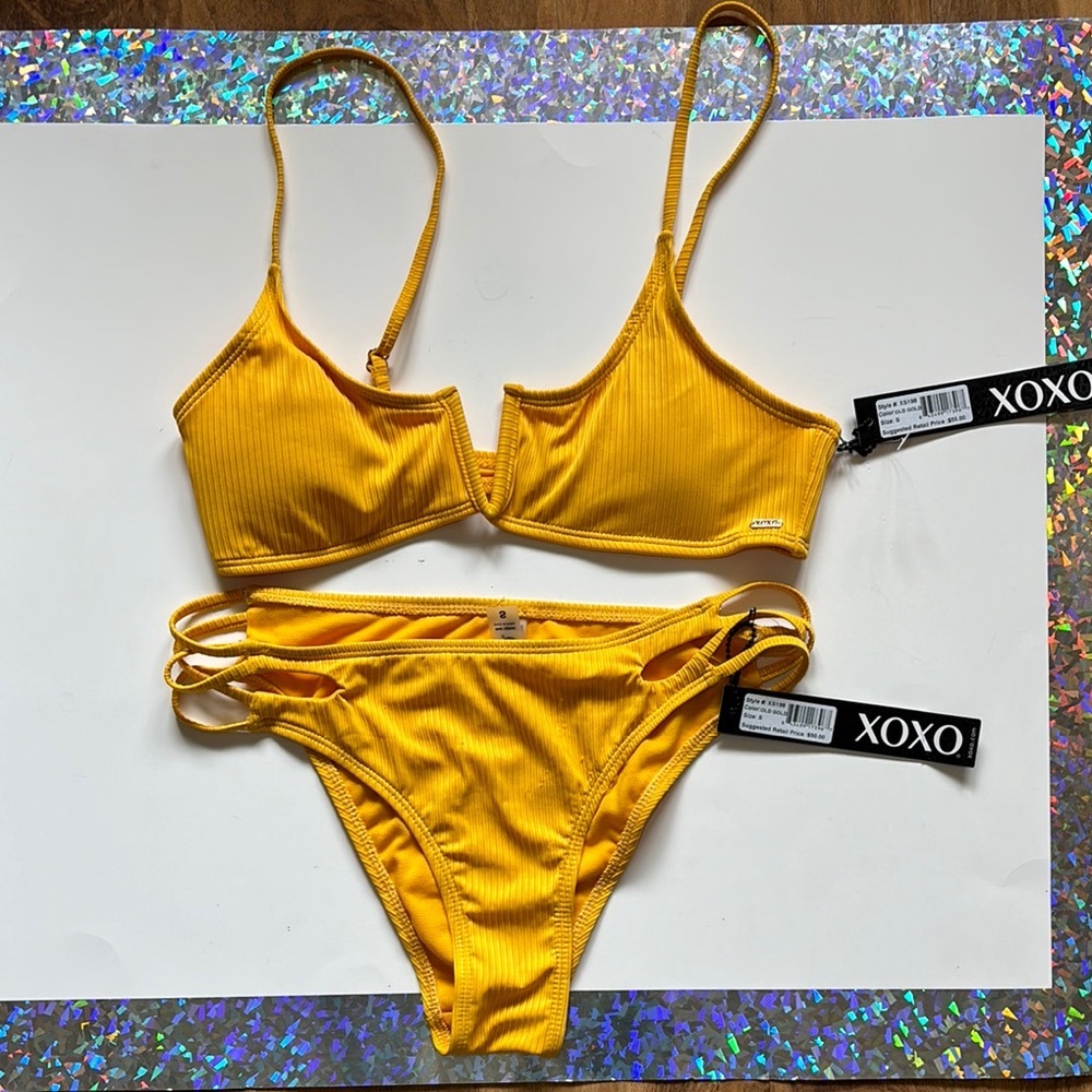 NWT-XOXO Yellow Bikini Set for a Bold Beach Look